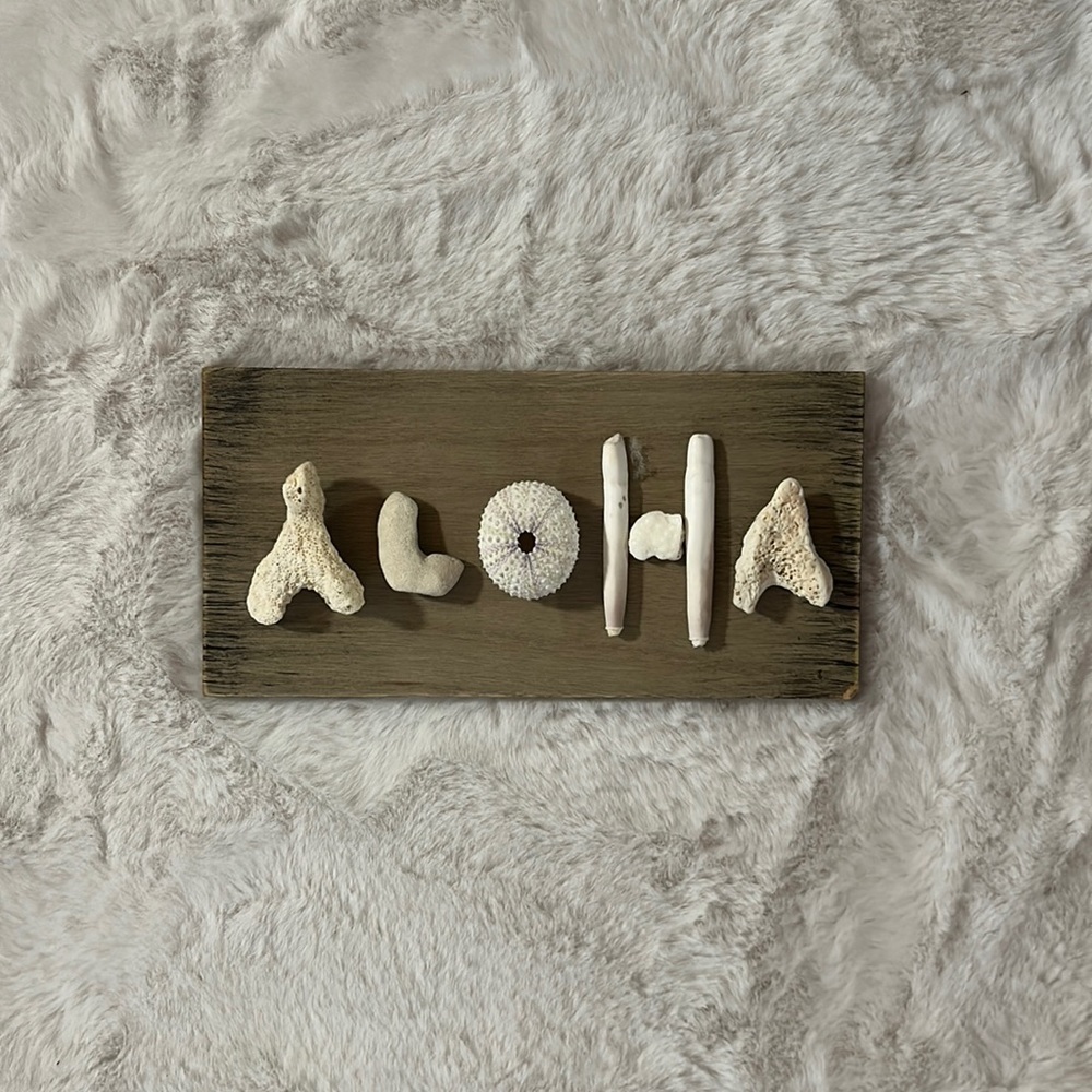 Aloha rock lettering
